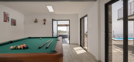 18_-_our_madeira_-_casa_da_rosalina_-_games_room.jpg Book a villa in Calheta