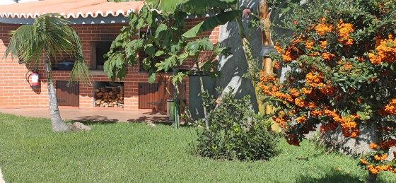 21_-_ourmadeira_-_belair_-_barbecue.jpg Holiday home in Funchal villa booking