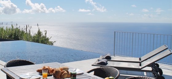 Book a villa holiday in Portugal