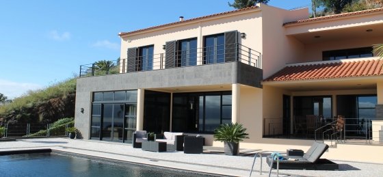 26_our_madeira_-_villa_luz_-_exterior_3_1.jpg Villas in Portugal