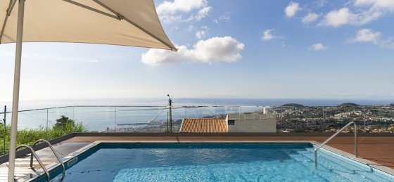 2_-_our_madeira_-_vila_da_portada_-_pool_and_view.jpg Holiday home in Portugal villa booking