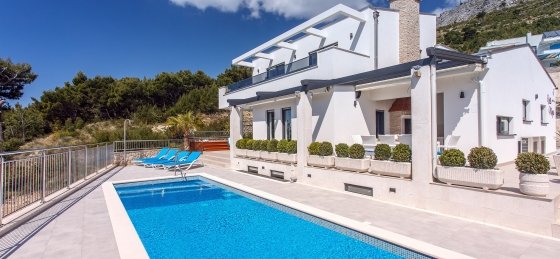 2_35.jpg Villa in Omis to rent