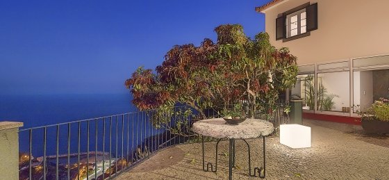 Book a villa in Portugal