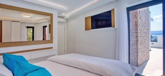 32_28.jpg Book a villa in Omis