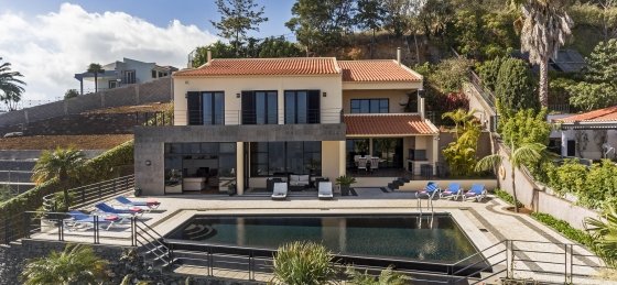 3_-_our_madeira_-_villa_luz_-_house.jpg Villa rentals in Portugal