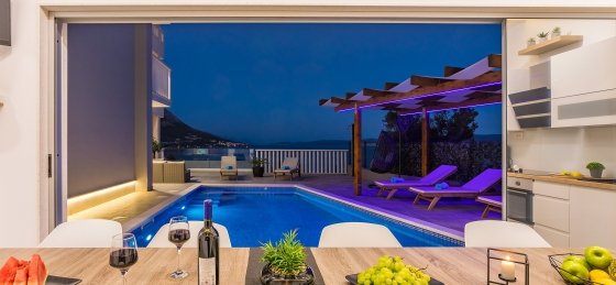 43.jpg Book a villa in Omis