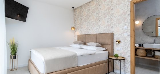 43.jpg Book a villa in Omis