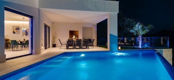 57.jpg Book a villa in Omis