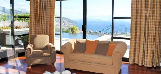 5_our_madeira_-_villa_luz_-_lounge_and_view_1.jpg Villa holidays in Portugal
