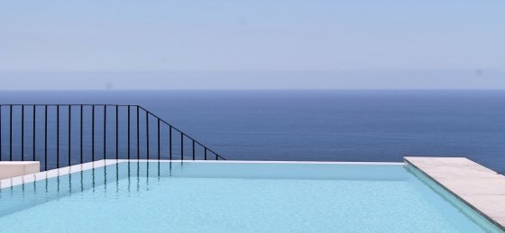 Book a villa in Madeira