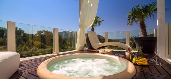 Book a villa holiday in Dalmatia