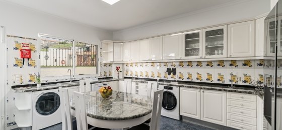 9_-_our_madeira_-_belair_-_kitchen.jpg Villa holidays in Portugal