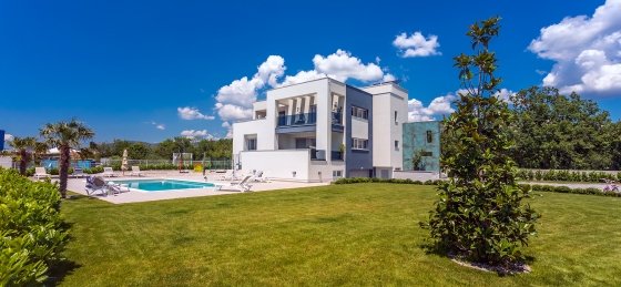 Book a villa holiday in Dalmatia