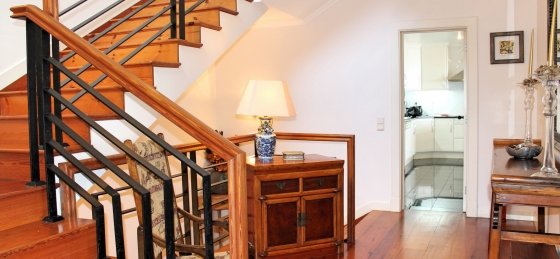 9_our_madeira_-_villa_luz_-_hall_2.jpg Holiday villas in Portugal