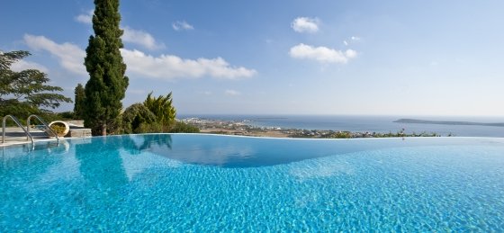 Villas in Paros