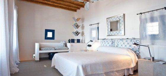 Book a villa in Greece