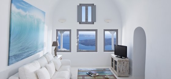Book a villa holiday in Santorini