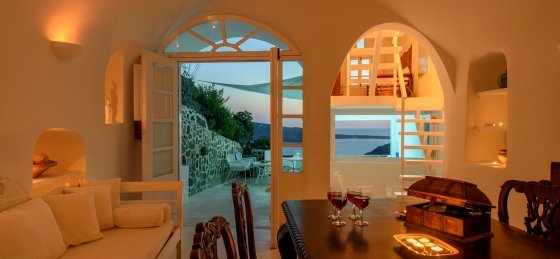 whitehouse_67.jpg Holiday villas in Santorini