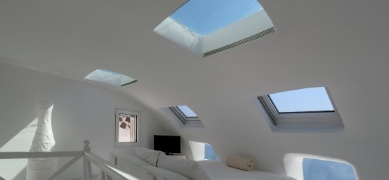 whitehousessantorini2016_12_web.jpg Book a villa holiday in Santorini