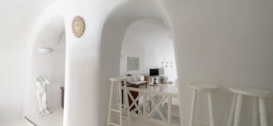 whitehousessantorini2016_3_web.jpg Villa holidays in Santorini
