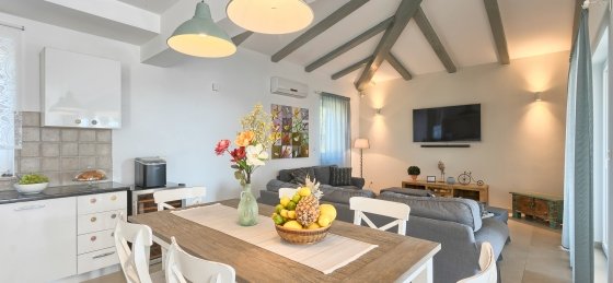 1521e.jpg Book a villa in Istria