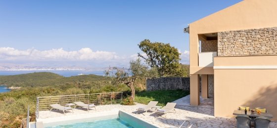 2b4a3672.jpg Villas in Kassiopi