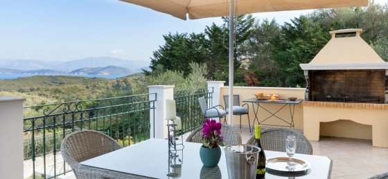 2b4a4609.jpg Book a villa holiday in Kassiopi