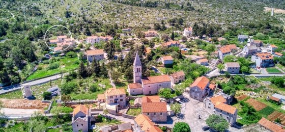 Villa holidays in Brac