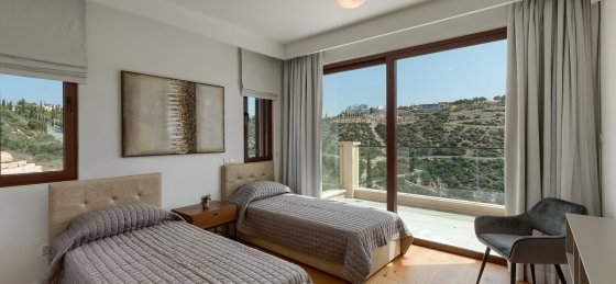 _mg_4182.jpg Book a villa holiday in Aphrodite Hills Resort