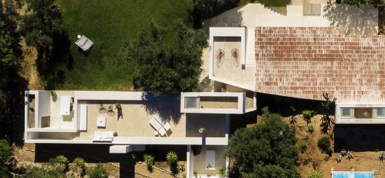 Book a villa in Almancil