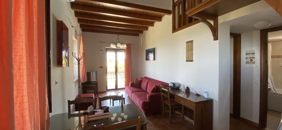 img_5537.jpg Book a villa holiday in Greece