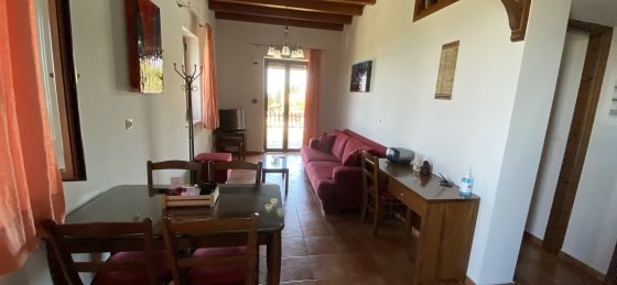 img_5556.jpg Book a villa in Greece