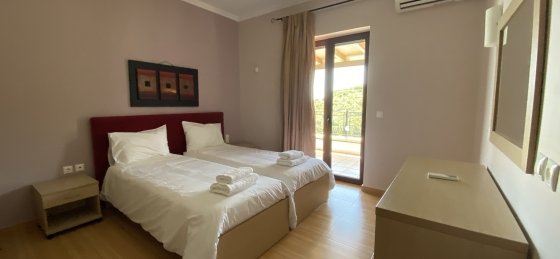 Book a villa holiday in Lefkas