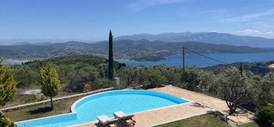 img_5713.jpg Book a villa in Lefkas