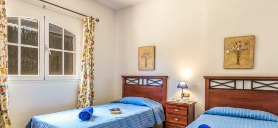 s9i.jpg Book a villa in Spain