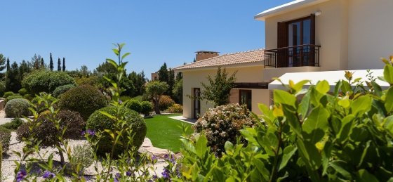 08-0403.jpg Book a villa holiday in Aphrodite Hills Resort