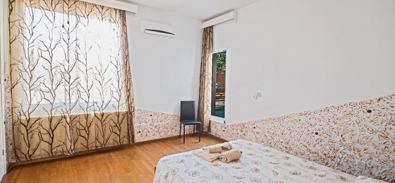 15_84.jpg Book a villa in Cyprus