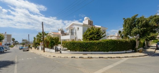 22_45.jpg Villas in Cyprus