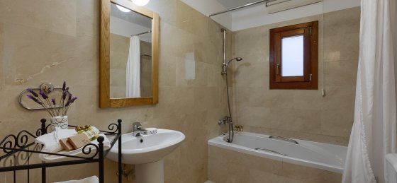 30-0403.jpg Villa rentals in Cyprus