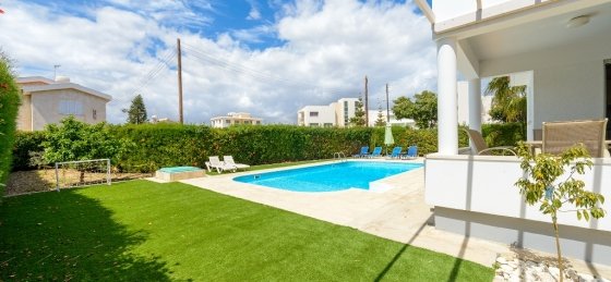 4_41.jpg Holiday home in Nissi Beach villa booking