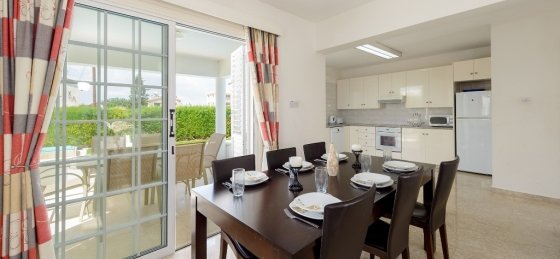 8_45.jpg Book a villa holiday in Nissi Beach