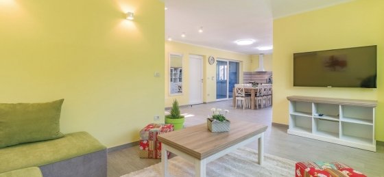 cncnnb.jpg Book a villa in Croatia