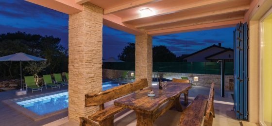 dgfd_1.jpg Villa rentals in Fazana