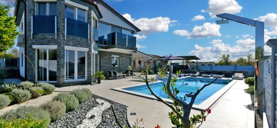 dsc_4710.jpg Book a villa in Croatia