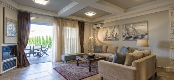 exclusive_no1_4_bedrooms_180sqm_living.jpg Villa rentals in Hanioti