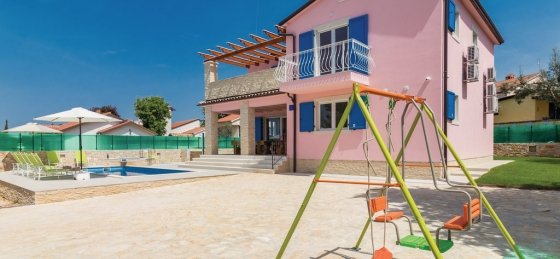 rtzrtzr.jpg Book a villa in Istria