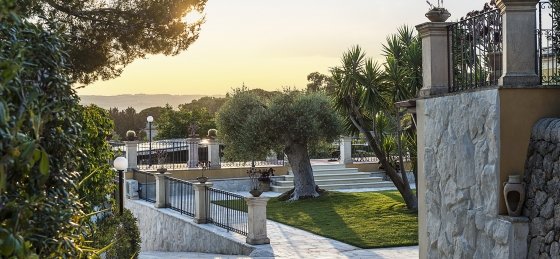 Book a villa in Noto