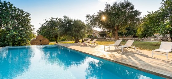 Book a villa in Italy
