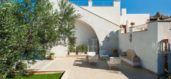 09_47.jpg Book a villa holiday in Sicily