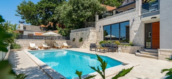 2_50.jpg Villas in Croatia